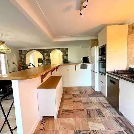 Martha - Appt 01 Guéthary